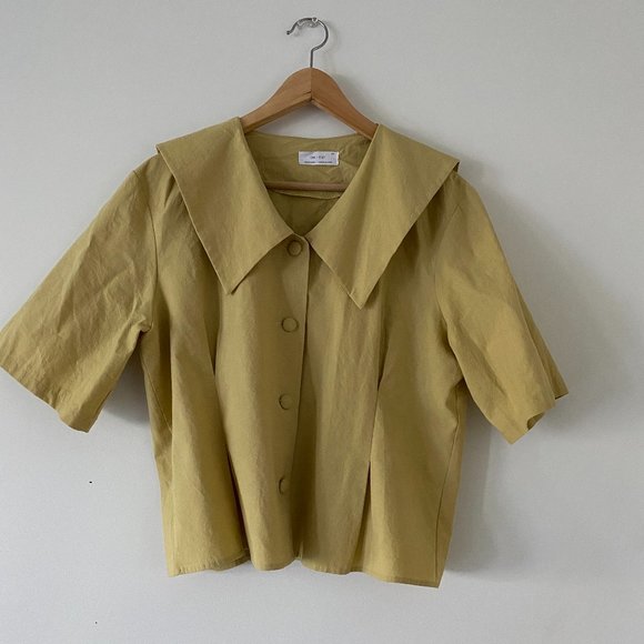 Oak & Fort - Lime Button Top - Picture 1 of 2